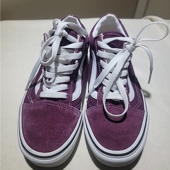 Purple vans very gently worn size 5 men’s/ 6.5 women’s - Picture 2 of 8